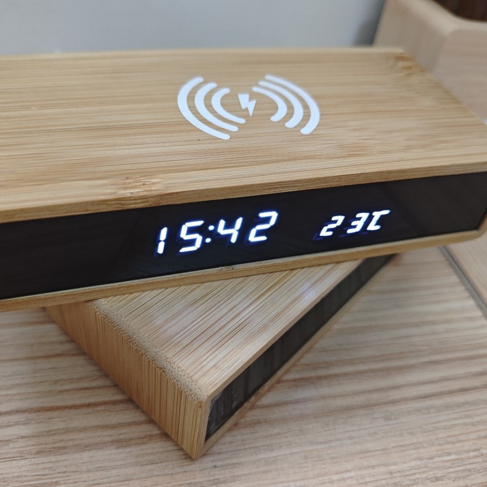 Office Table Accessories Unique - Multifunctionele digitale klok van bamboe, draadloze